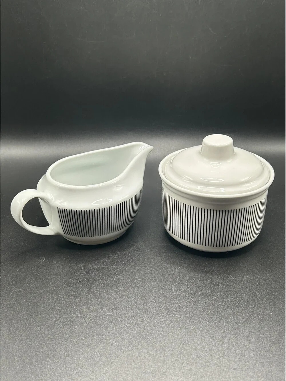 Vintage Pier 1 Metro Line Design Sugar Bowl Creamer Made In Italy Black White